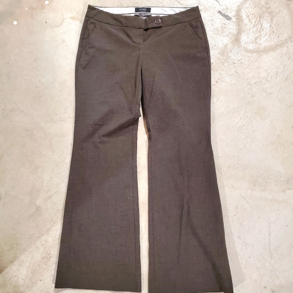 Body by Victoria dress pants size 4 short